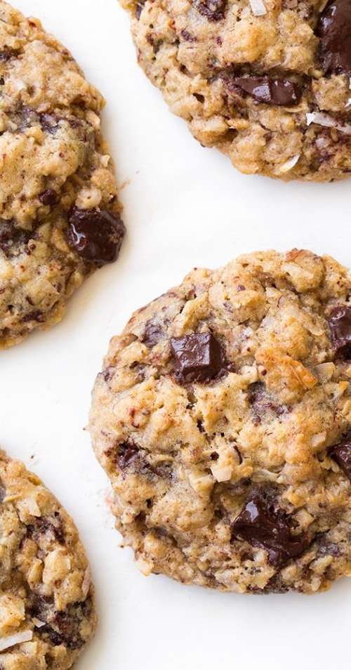 Almond Butter & Oat Chocolate Chunk Cookie *GF
