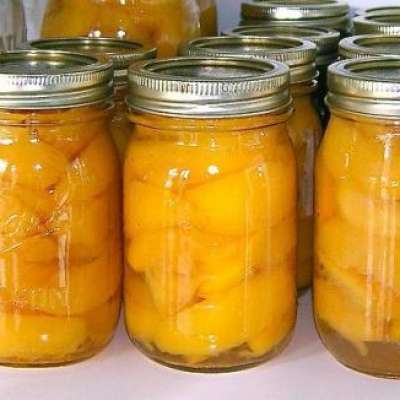 Canned Peaches in Juice