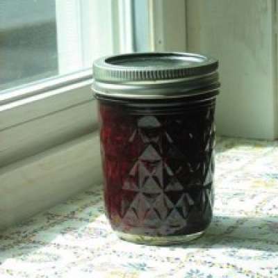 Low Sugar Raspberry-Blueberry Jam